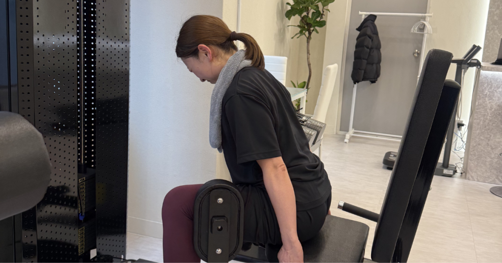 お客様がアウターサイのトレーニングをしている